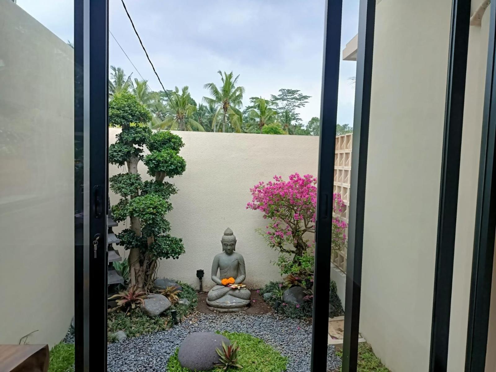 Adi Laxmi Villa Ubud Exterior photo