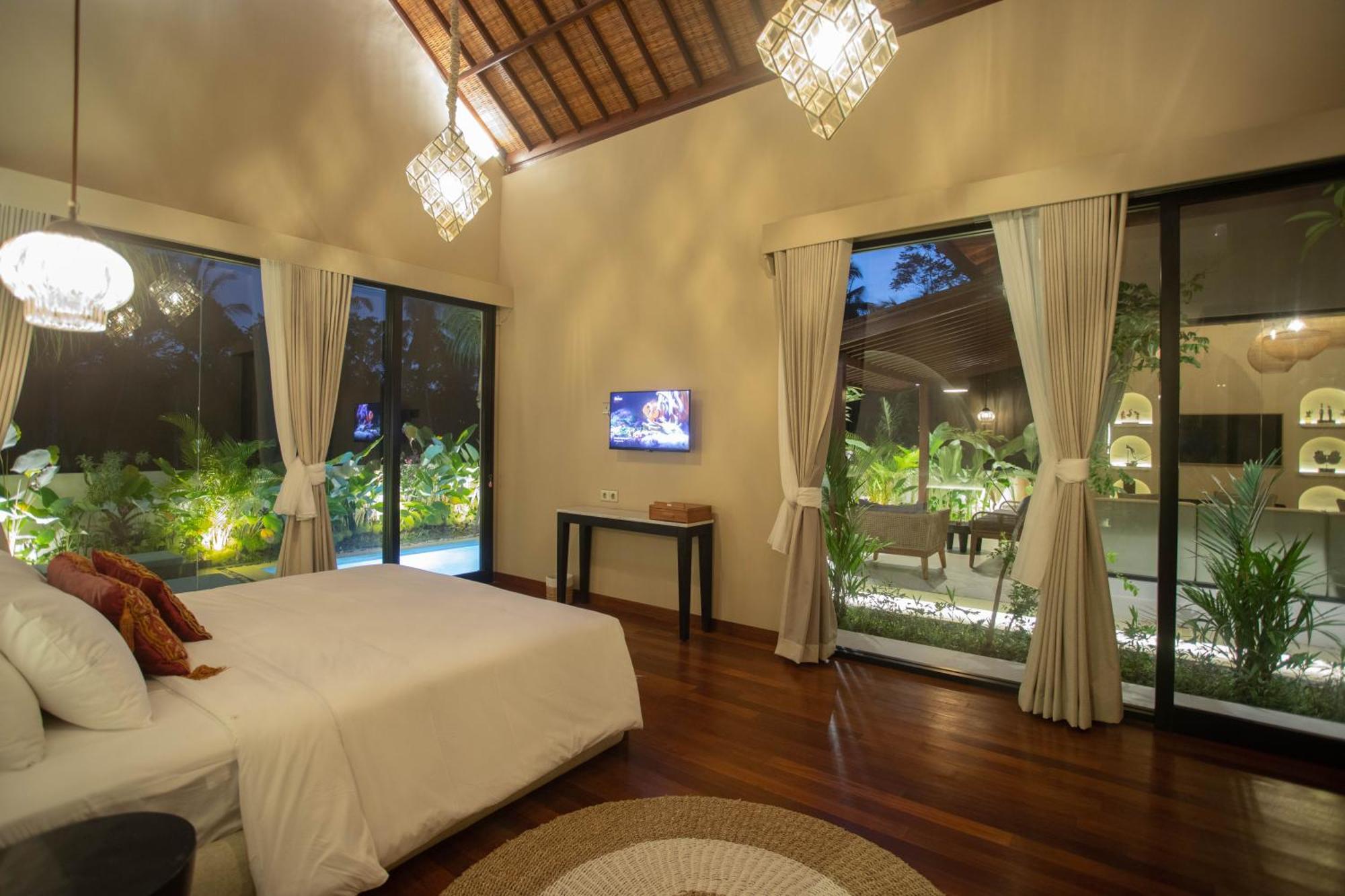 Adi Laxmi Villa Ubud Exterior photo